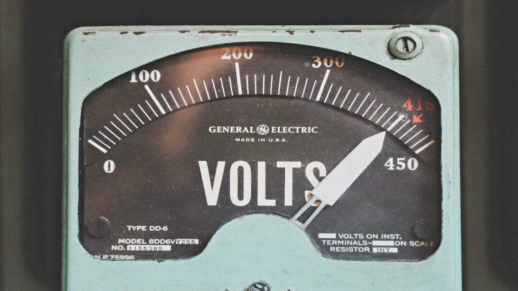 Arc resistance on gray volt meter at 414
