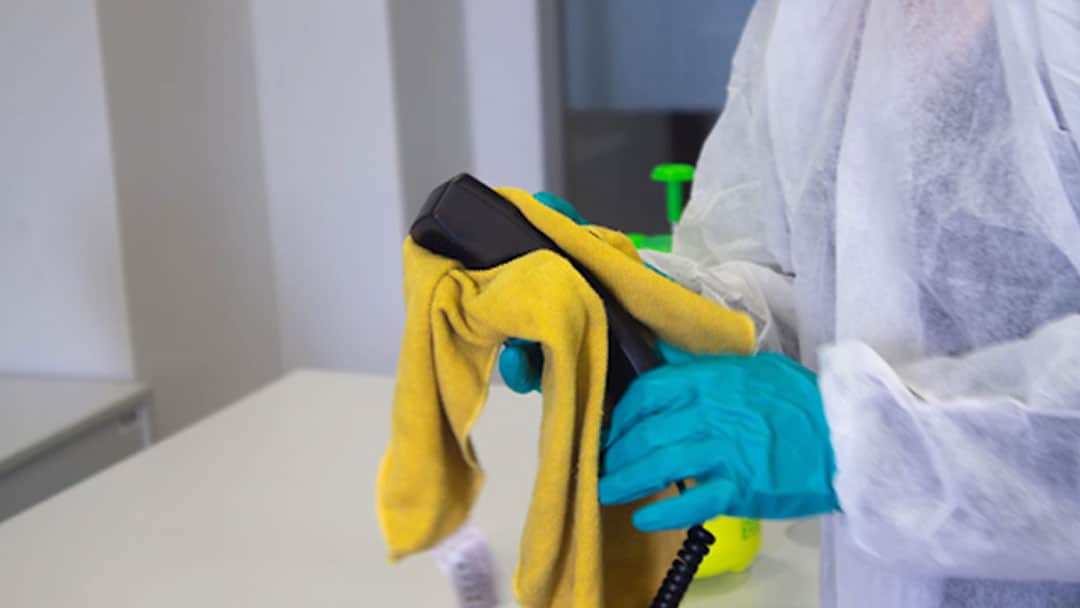 Data Center Dust Cleaning with Microfiber Cloth