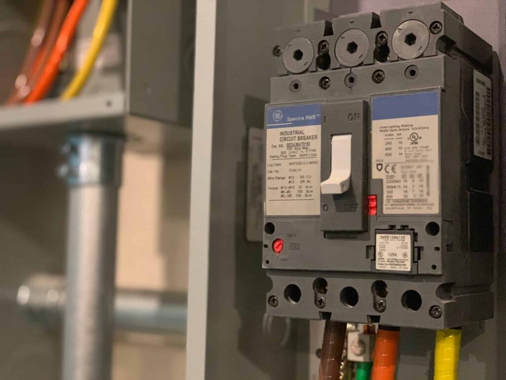 Electrical switchgear basics and voltages breakdown