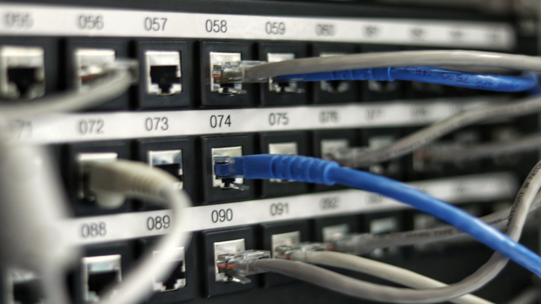 Cabling that leads to 400g optical transceivers